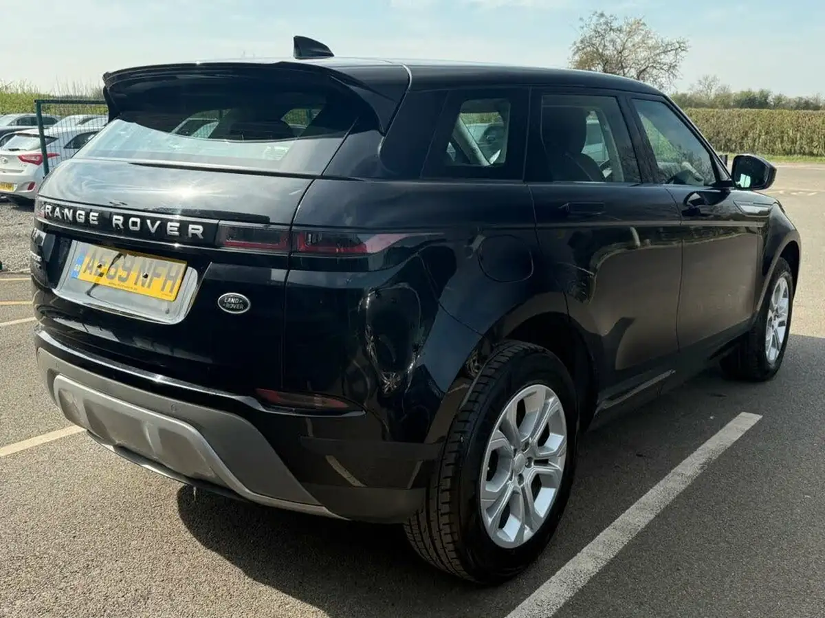 2019-land-rover-range-rover-evoque-20-d150-s-awd-auto-big-6