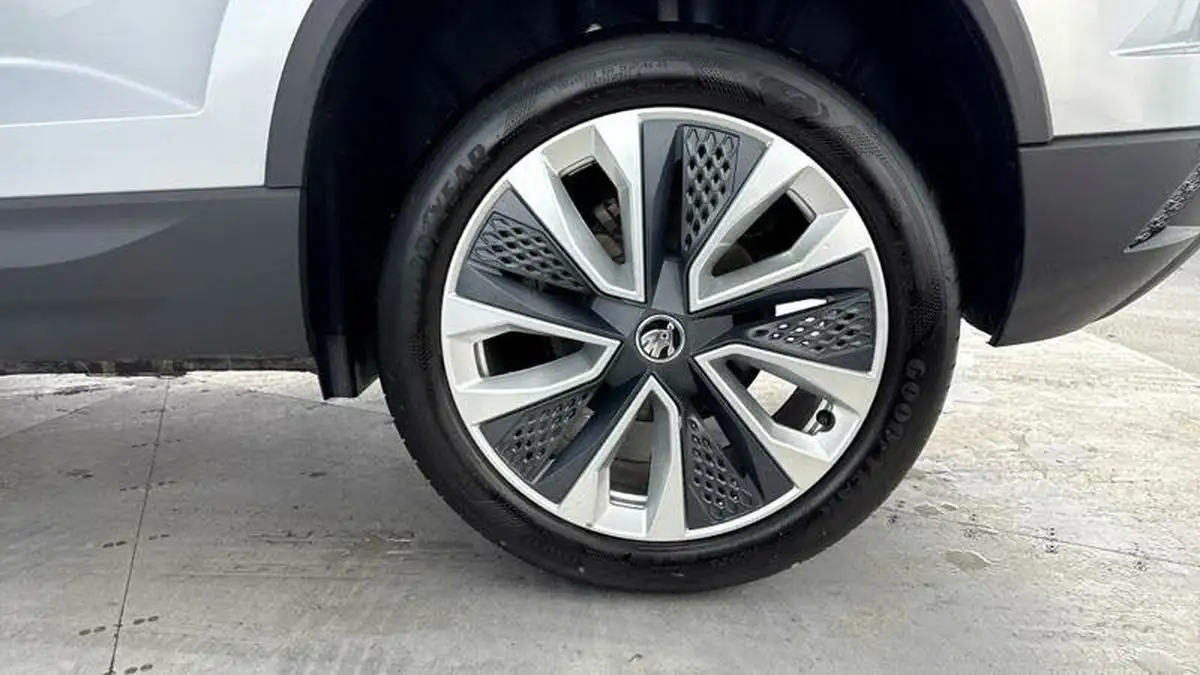 2024-skoda-karoq-10-tsi-se-l-edition-big-32