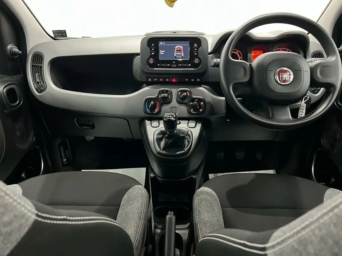 2023-fiat-panda-10-city-life-big-35