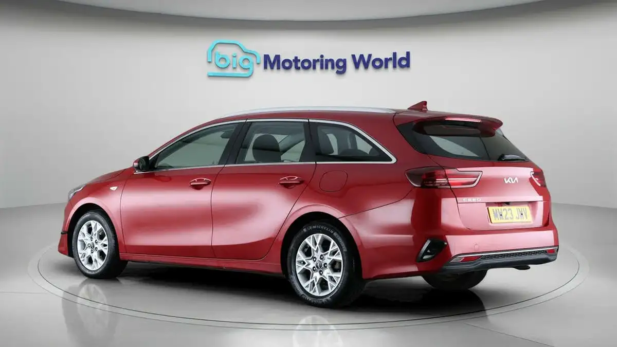 2023-kia-ceed-15-t-gdi-2-158bhp-sportswagon-big-5