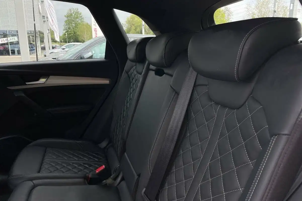 2017-audi-sq5-30-tfsi-quattro-big-29