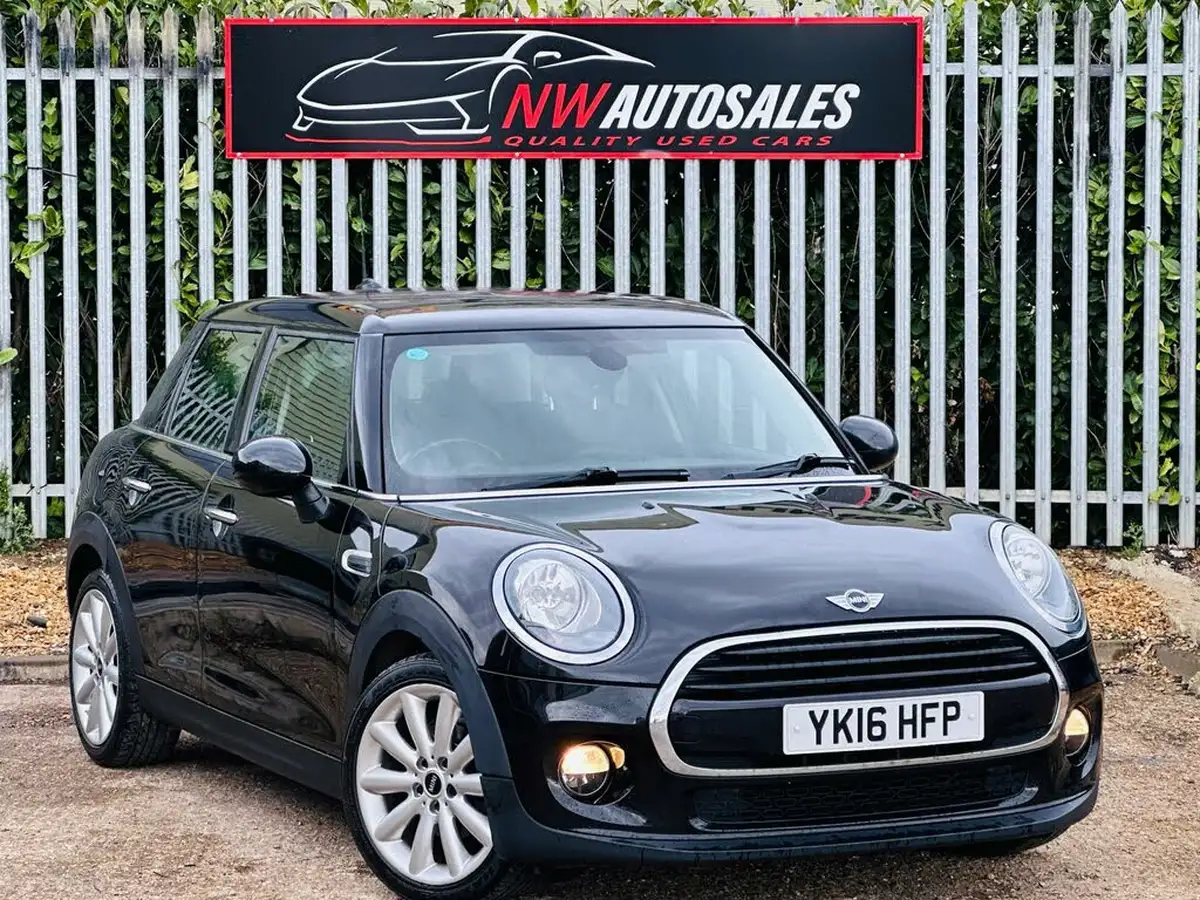 2016-mini-cooper-15td-cooper-d-ss-hatchback-5d-big-0