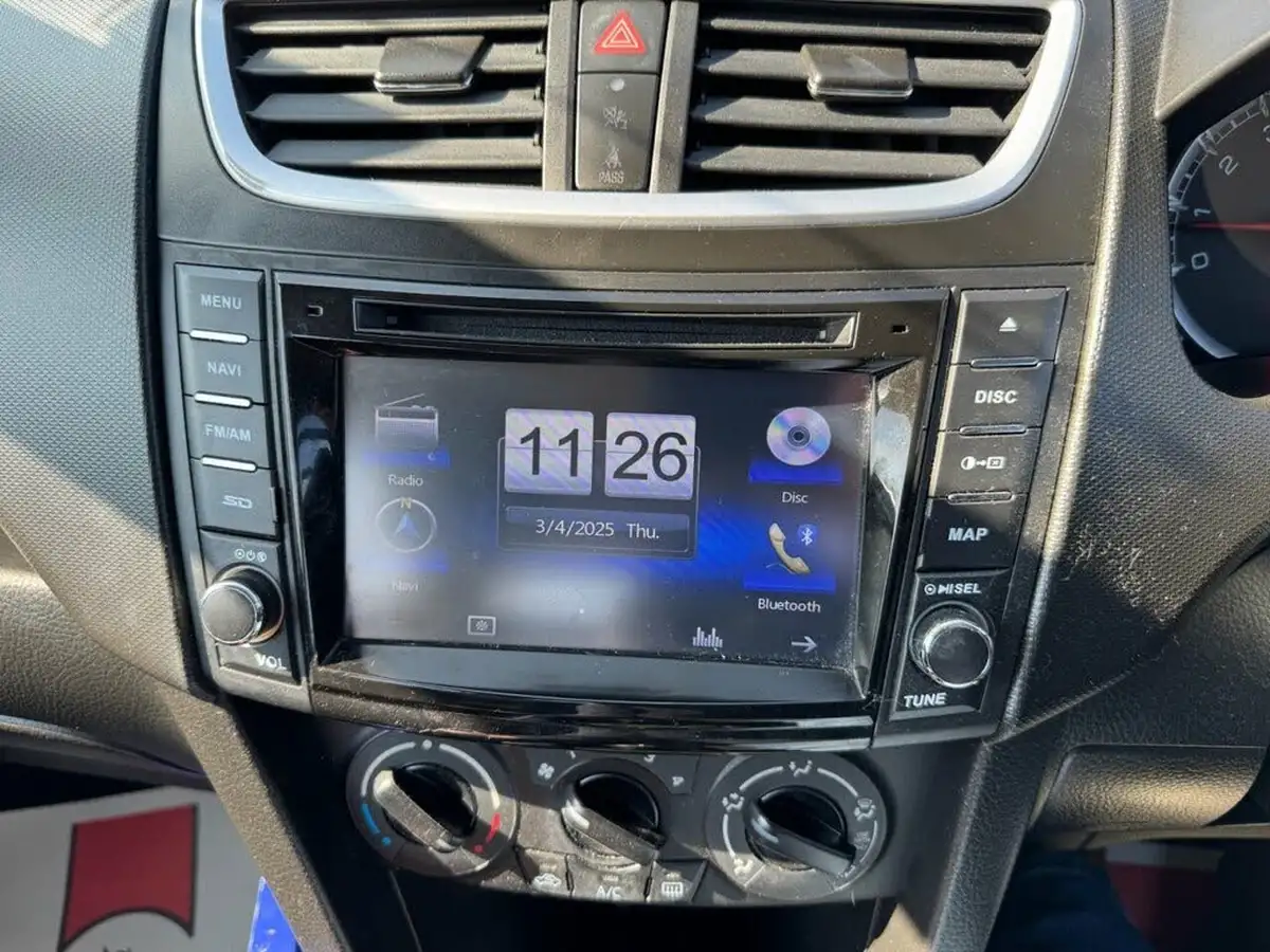 2016-suzuki-swift-12-sz3-4x4-5d-big-24