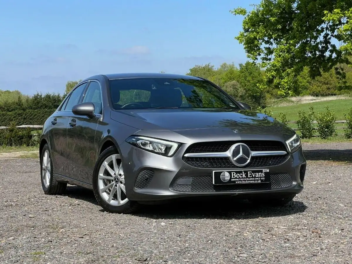 2020-mercedes-benz-a-class-13-a200-sport-executive-saloon-4d-big-14