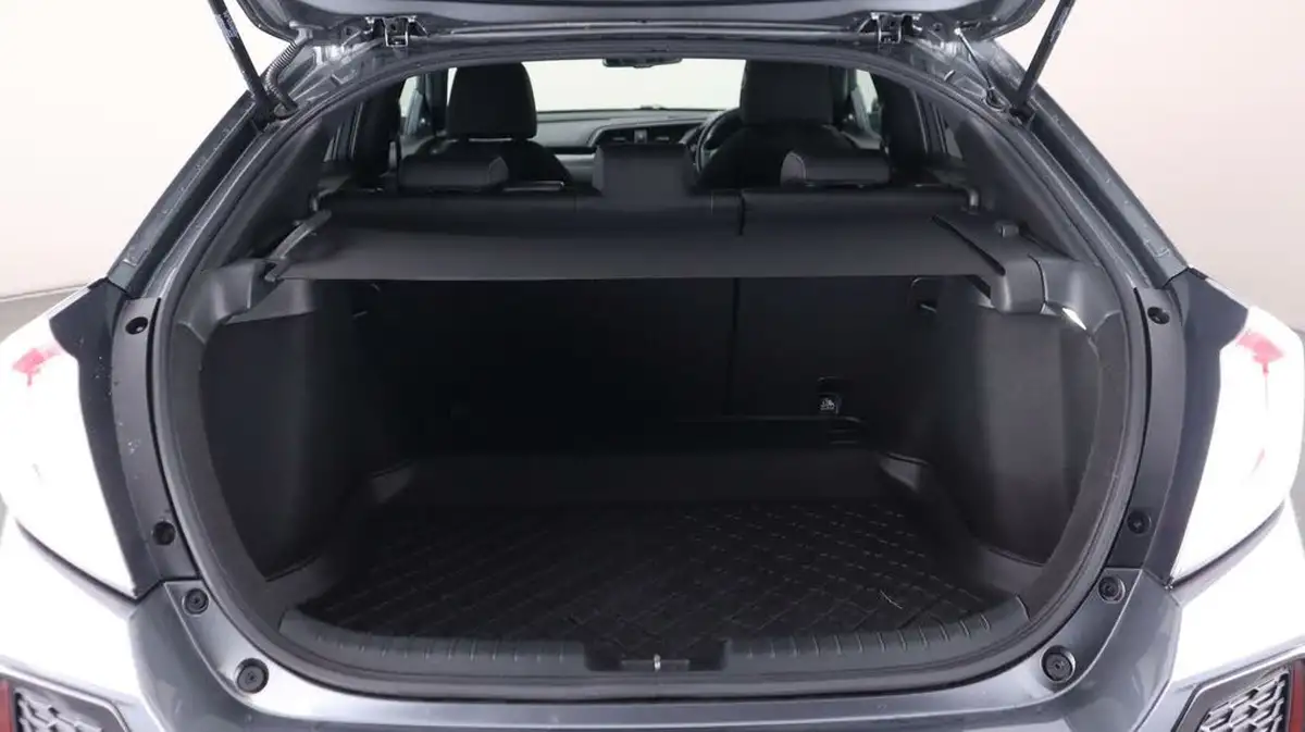 2019-honda-civic-15-vtec-turbo-sport-plus-ss-big-16