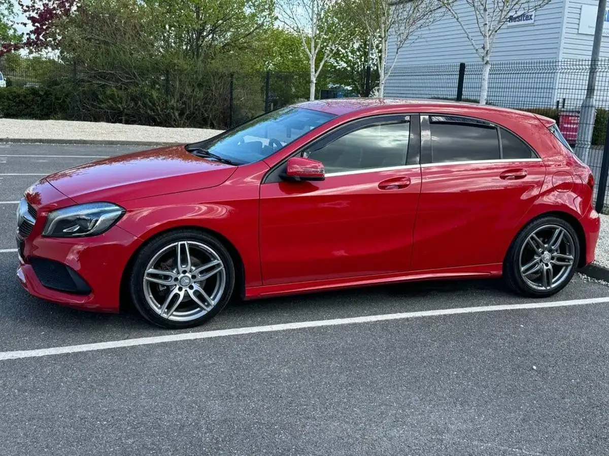 2016-mercedes-benz-a-class-15d-a180d-amg-line-premiumss-big-12