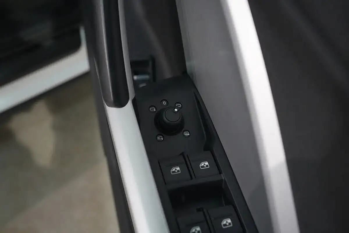 2022-audi-q3-14-45-tfsi-e-technik-big-25