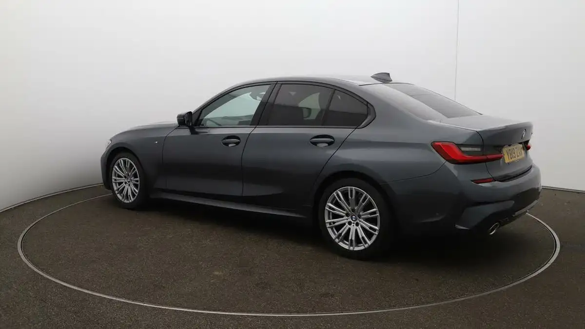 2019-bmw-3-series-20td-320d-m-sport-188bhp-saloon-4d-auto-big-27