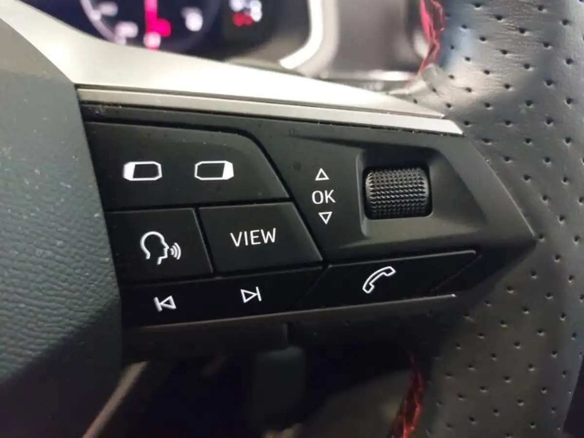 2023-seat-arona-15-tsi-fr-sport-big-17