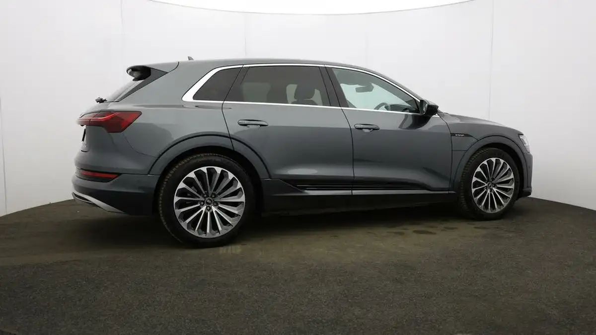 2021-audi-e-tron-50e-s-line-station-wagon-big-49