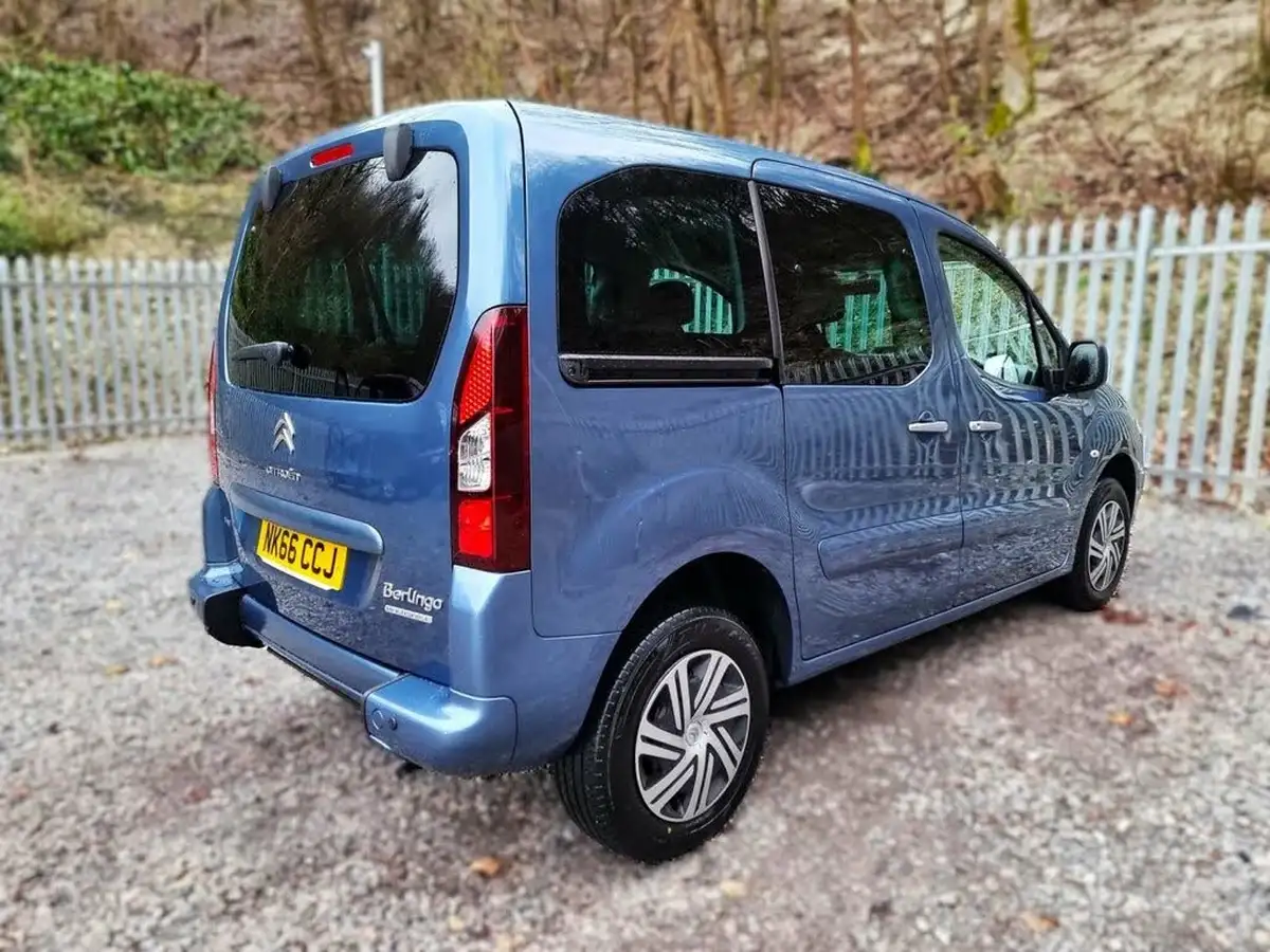 2016-citroen-berlingo-16bluehdi-multispace-feel-edition-102ps-ss-etg6-big-11