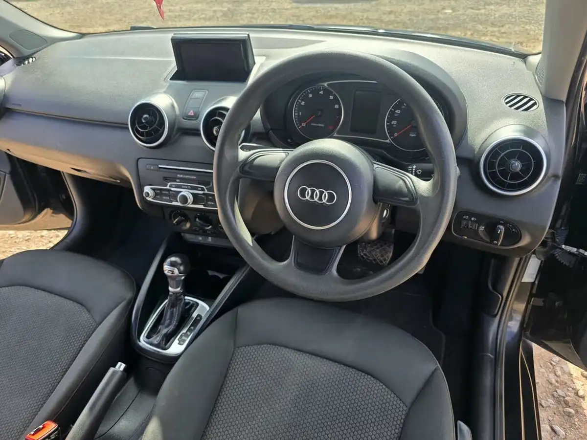2016-audi-a1-10-tfsi-se-sportback-5d-s-tronic-big-14