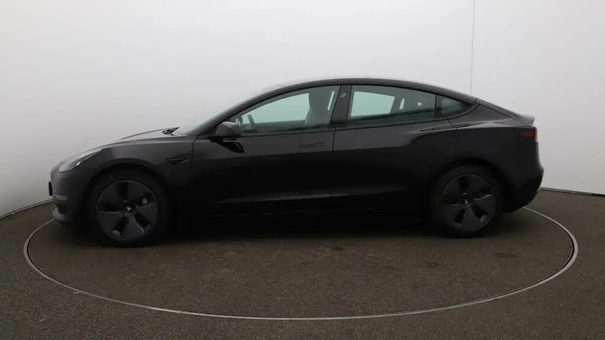 2021-tesla-model-3-e-long-range-awd-big-56
