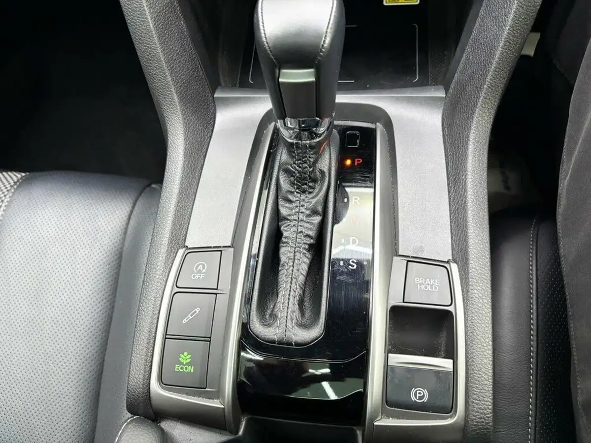2021-honda-civic-10-vtec-turbo-ex-ss-hatchback-5d-cvt-big-15