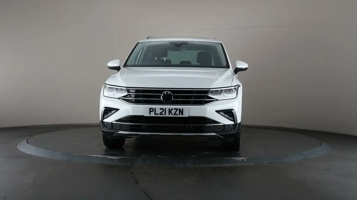 2021-volkswagen-tiguan-15-tsi-elegance-big-40