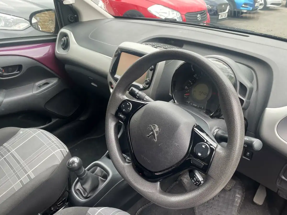 2016-peugeot-108-10-active-hatchback-5d-big-11