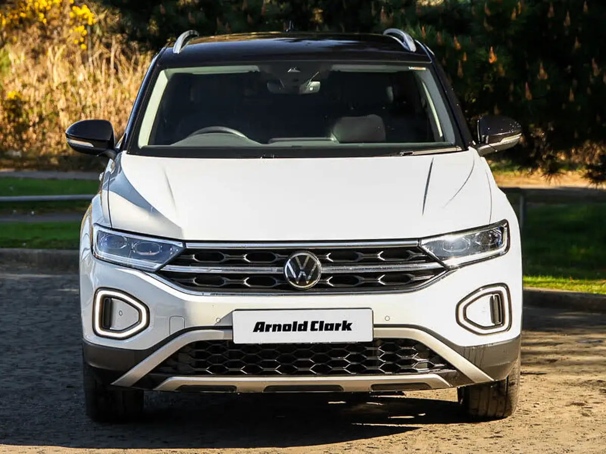 2022-volkswagen-t-roc-15-tsi-style-hatchback-5d-big-10