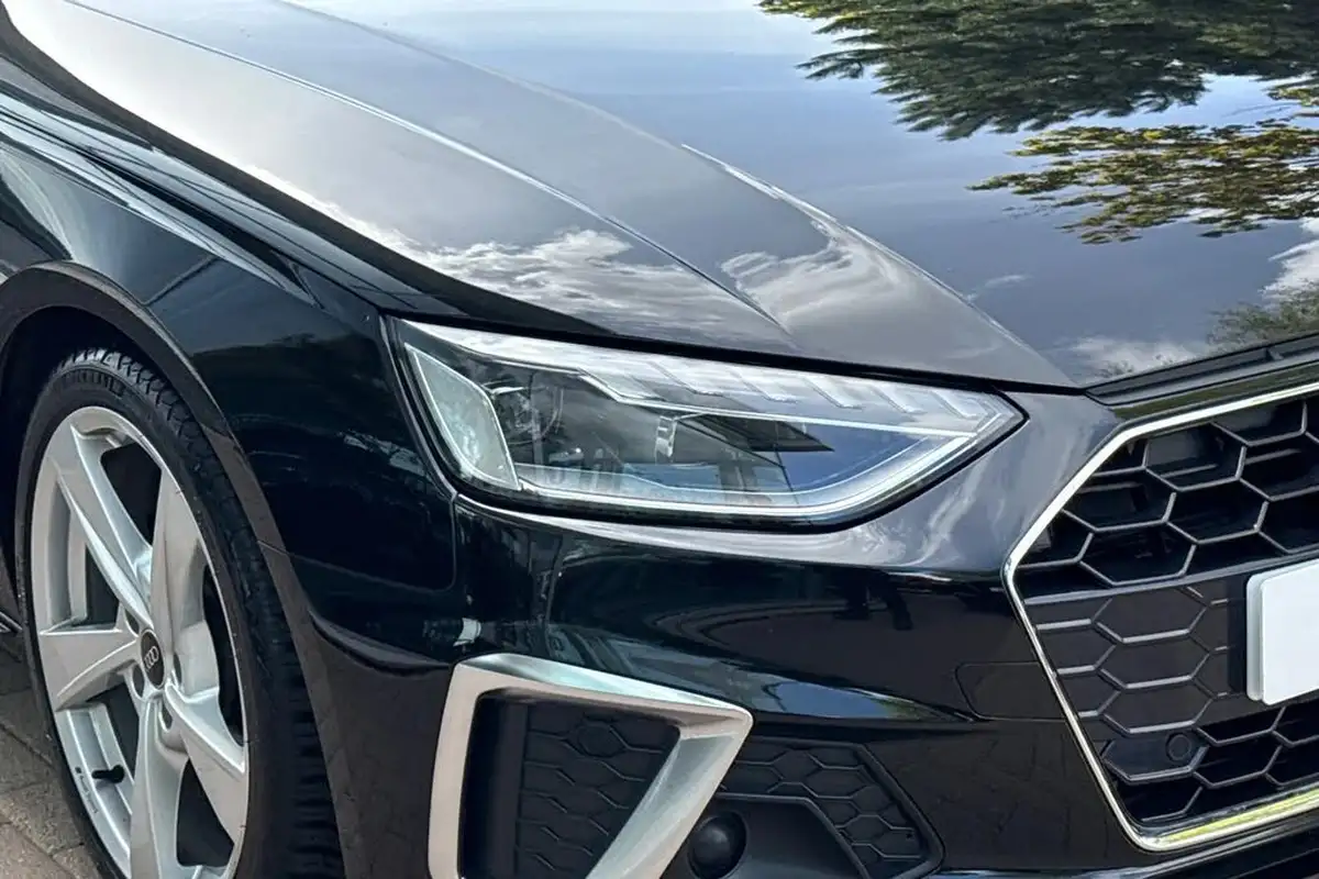 2022-audi-a4-avant-20-35-tfsi-s-line-tronic-big-7