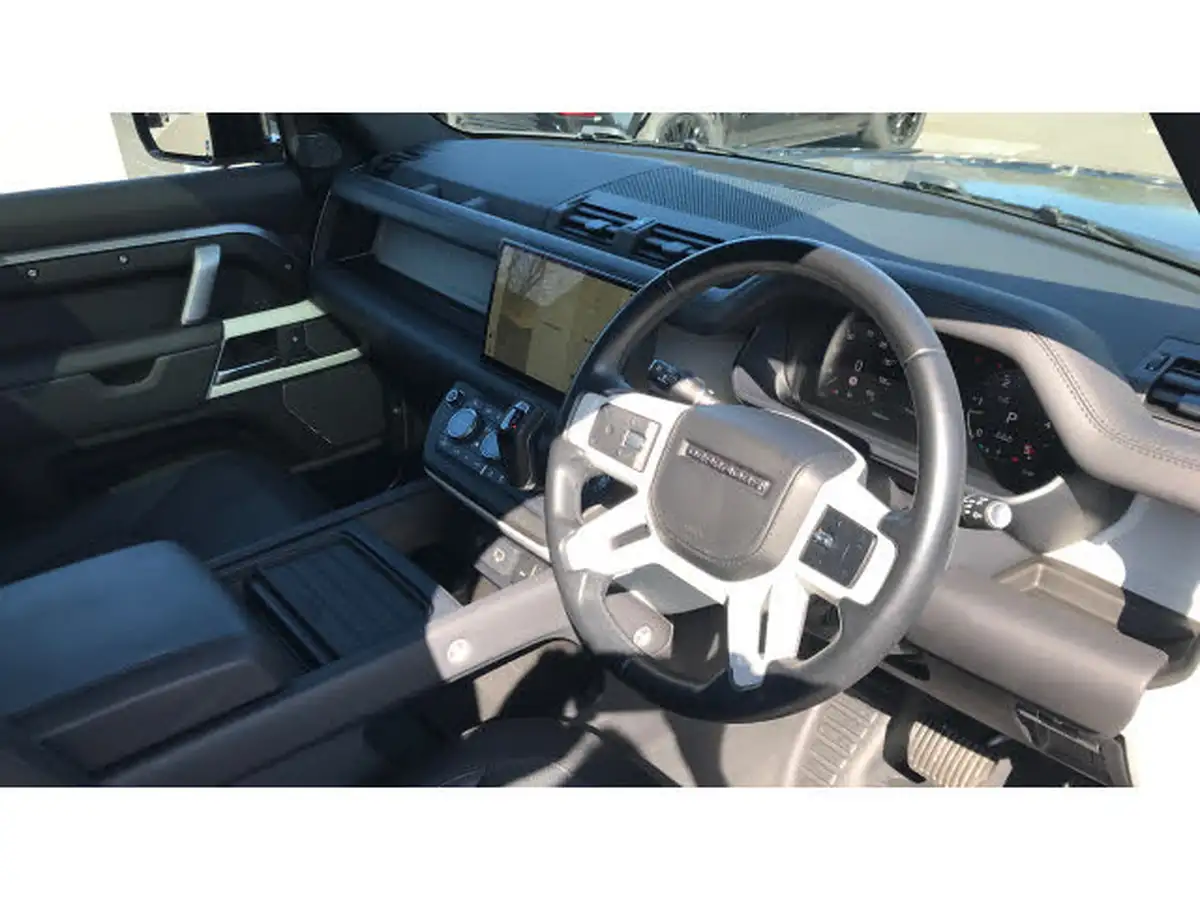 2023-land-rover-110-defender-30-d250-x-dynamic-hse-big-25