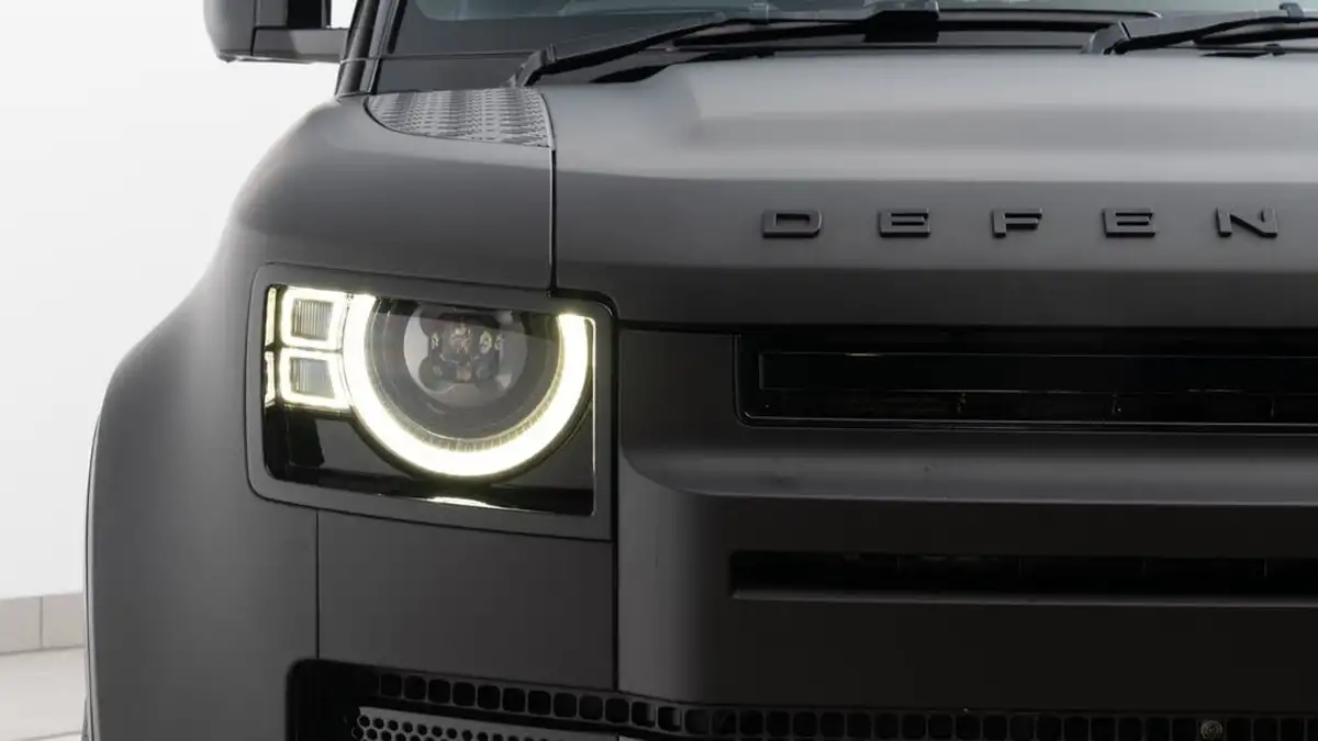 2021-land-rover-90-defender-20-p300-se-big-7