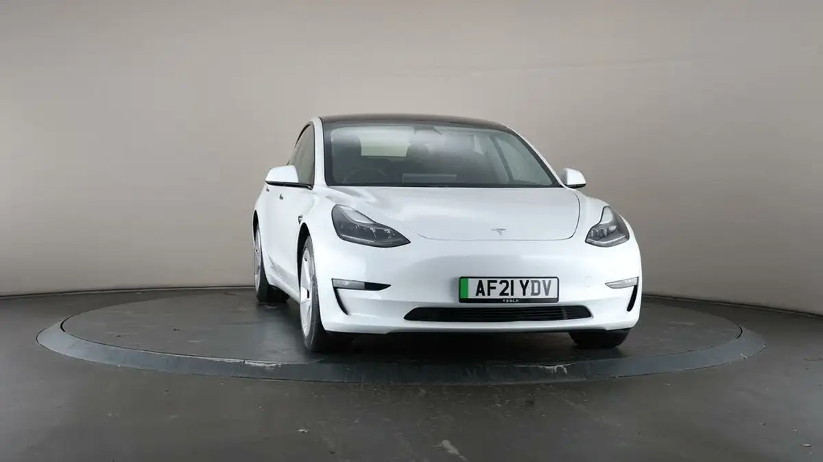 2021-tesla-model-3-e-long-range-4x4-big-43