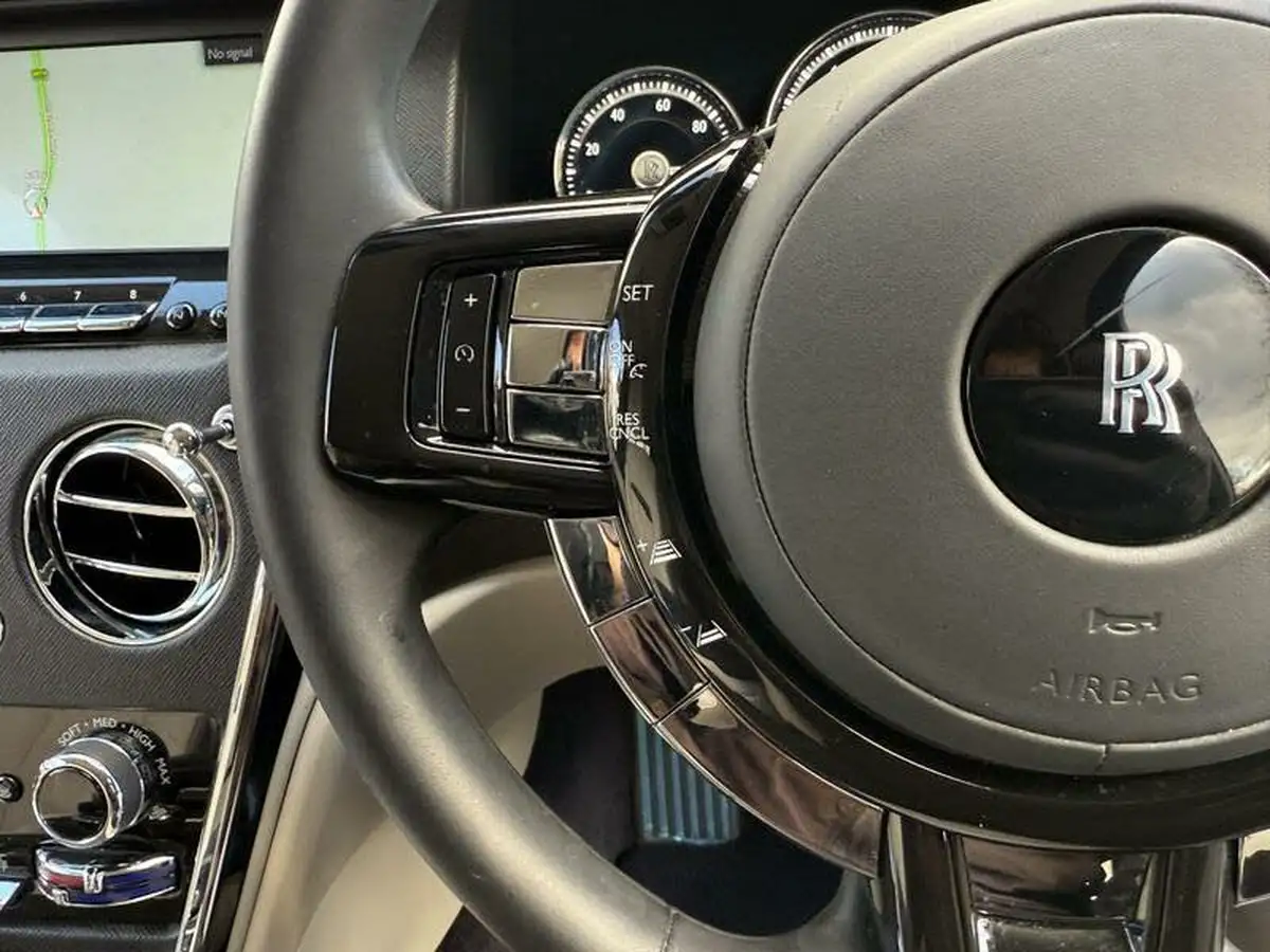 2022-rolls-royce-cullinan-675-big-32