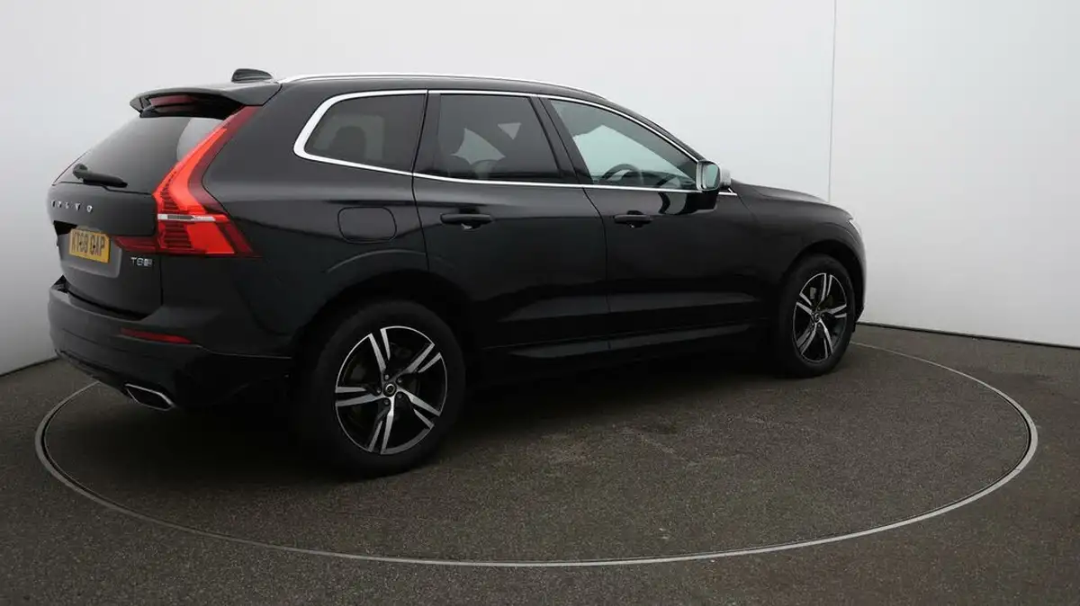 2019-volvo-xc60-20-t8-r-design-ss-big-46