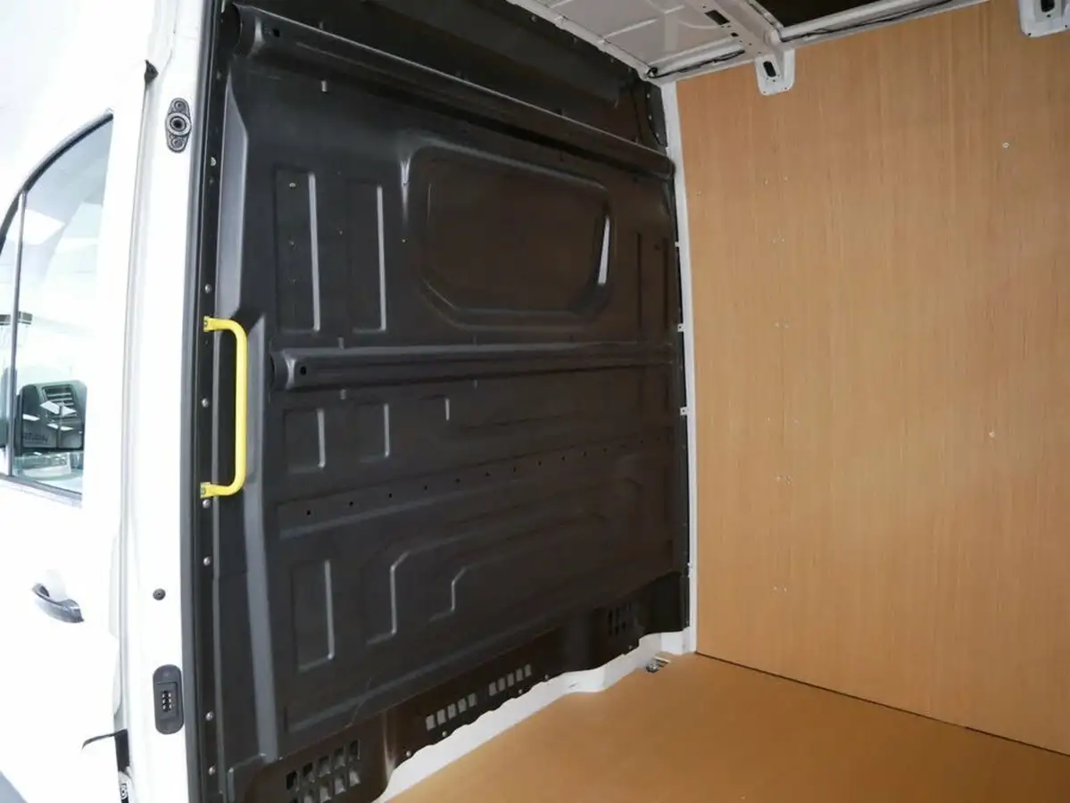 2019-volkswagen-crafter-20tdi-cr35-lwb-trendline-140pseu6dt-e-auto-big-20