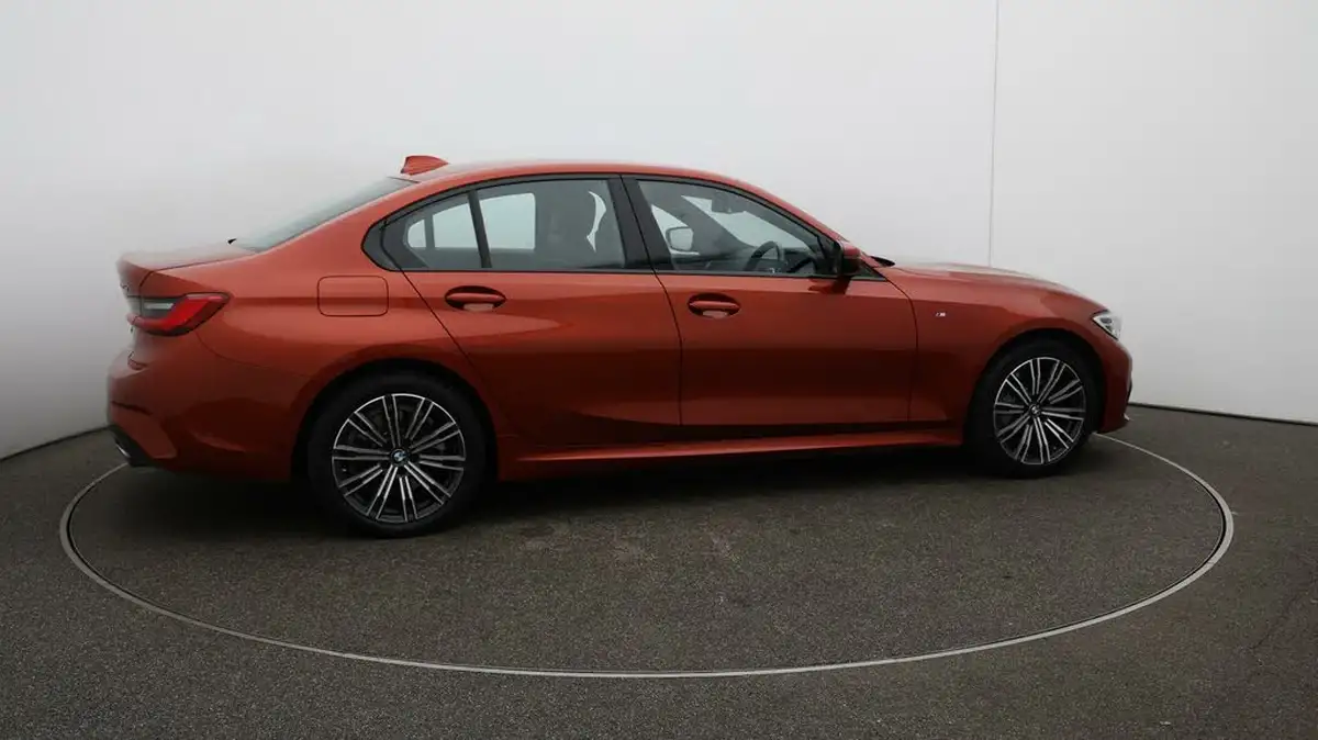 2020-bmw-3-series-20-330e-m-sport-saloon-4d-big-45