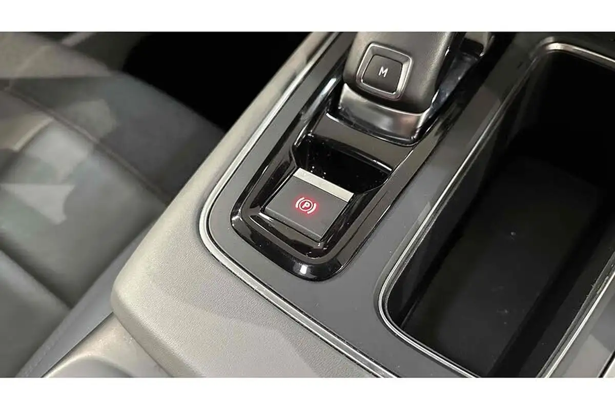 2019-citroen-c5-aircross-16-puretech-flair-plus-big-39