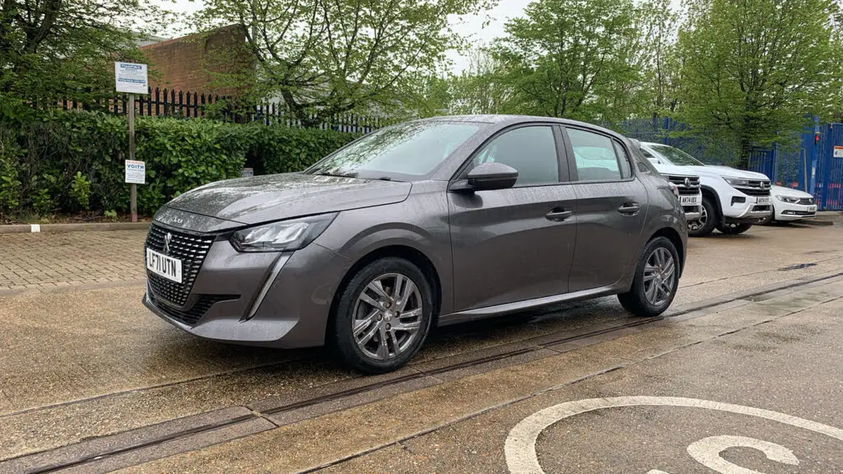2021-peugeot-208-12-puretech-active-premium-100bhp-eat8-big-6