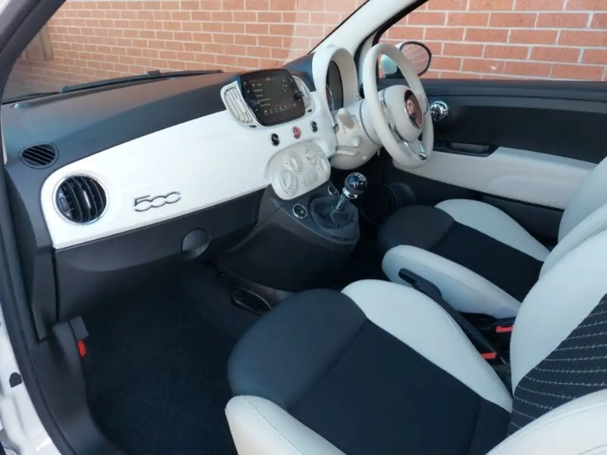 2022-fiat-500-10-dolcevita-big-4
