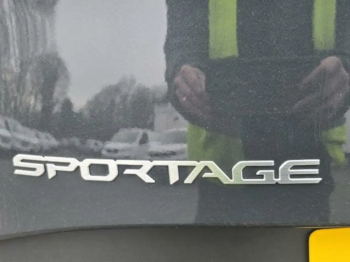 2023-kia-sportage-16-t-gdi-2-148bhp-big-9