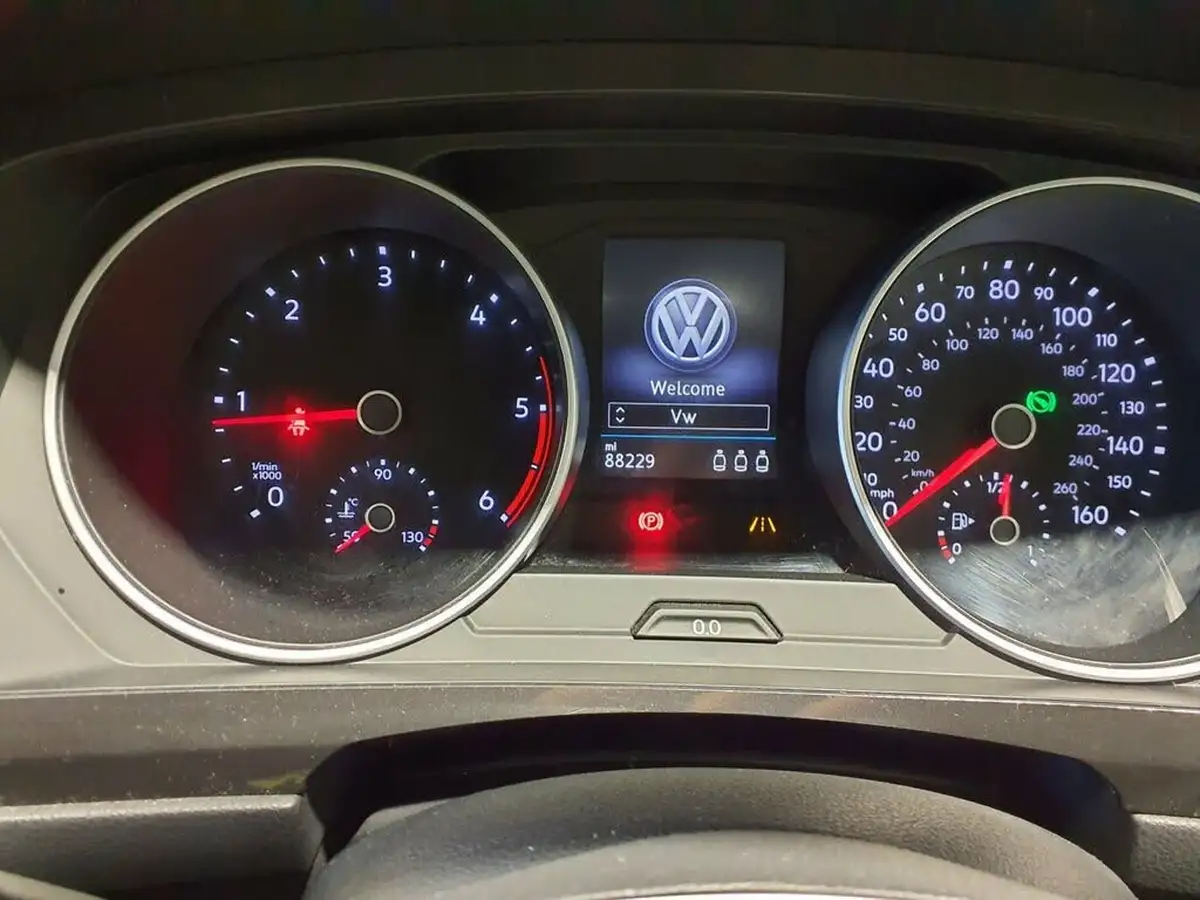 2016-volkswagen-tiguan-20tdi-se-navigation-150ps-4motion-bmt-ss-dsg-big-5