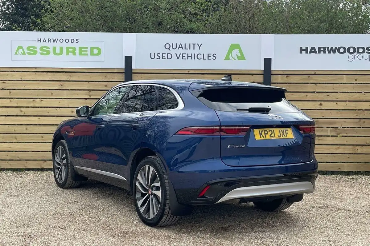 2021-jaguar-f-pace-20-d200-hse-mhev-big-8