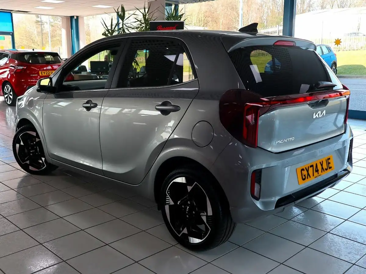2024-kia-picanto-12-shadow-auto-seq-big-1