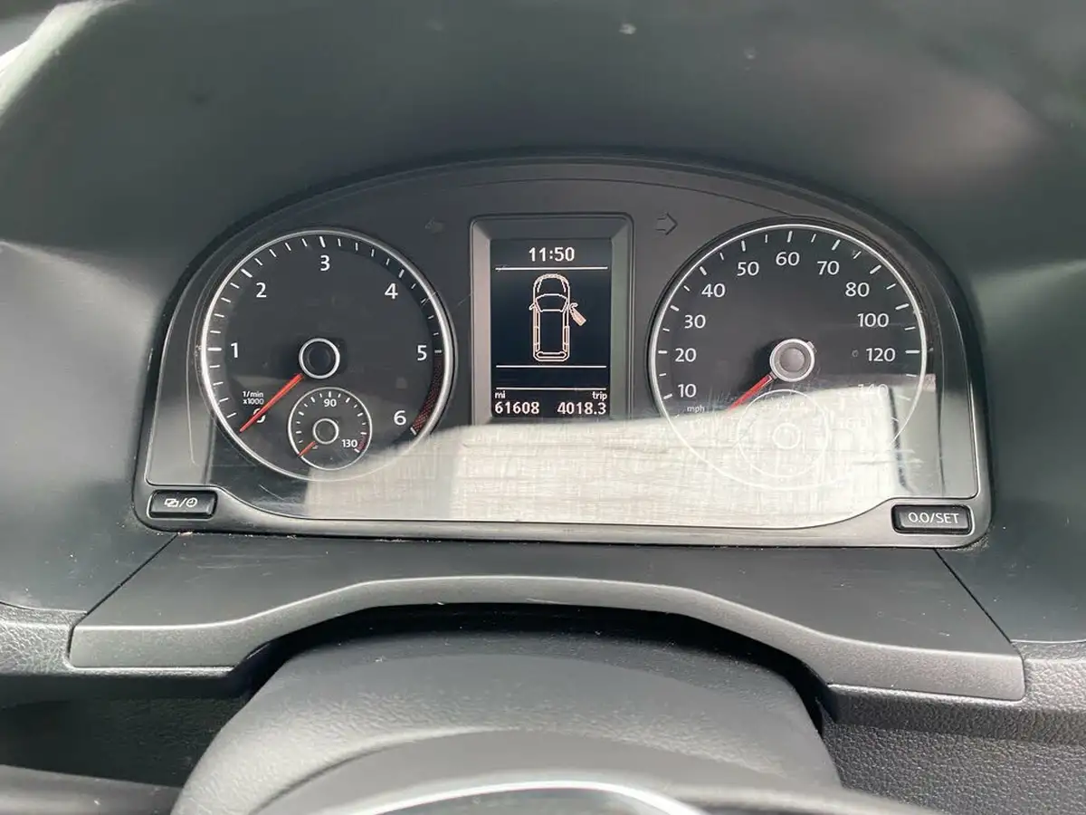 2019-volkswagen-caddy-20tdi-c20-highline-bmt-102pseu6-big-3