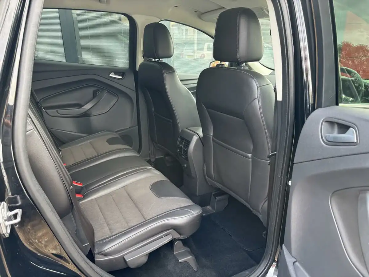 2016-ford-kuga-20tdci-titanium-180ps-awd-big-14