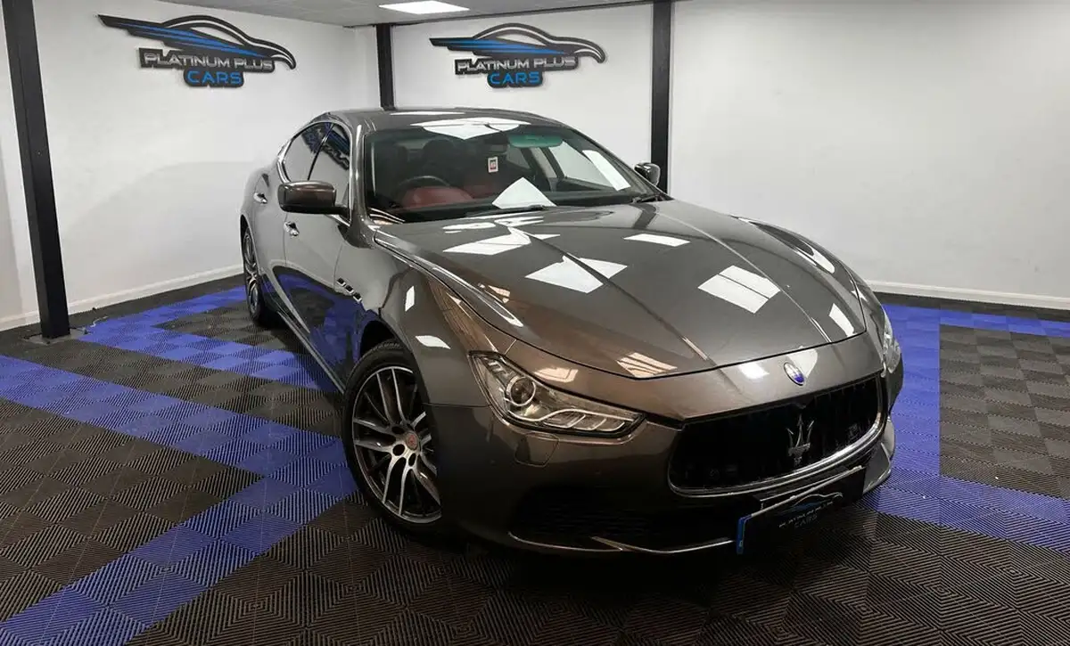 2016-maserati-ghibli-30-big-5