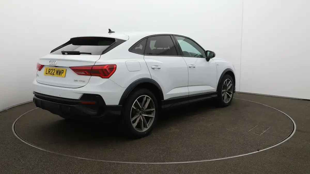 2022-audi-q3-15-35-tfsi-black-edition-cod-sportback-s-tronic-big-7