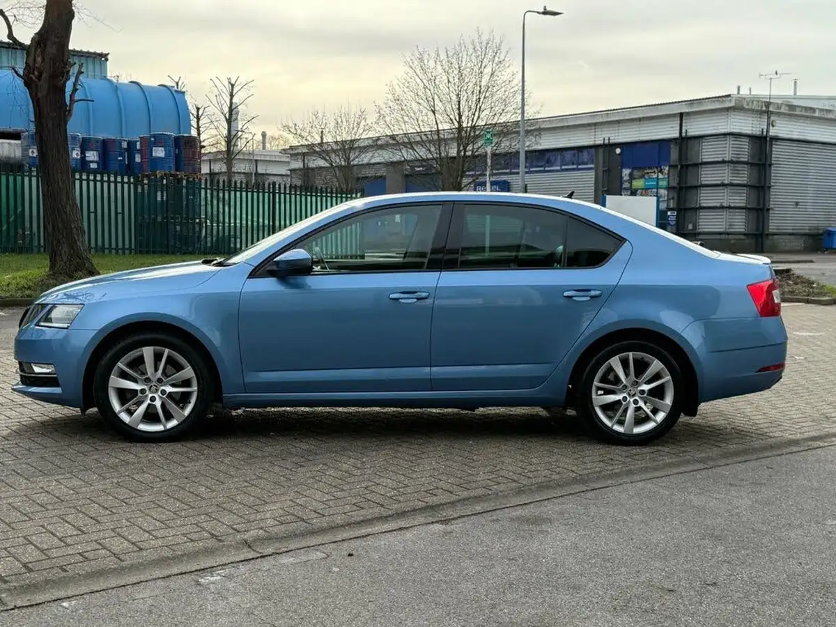 2019-skoda-octavia-15-tsi-se-l-hatchback-dsg-big-3
