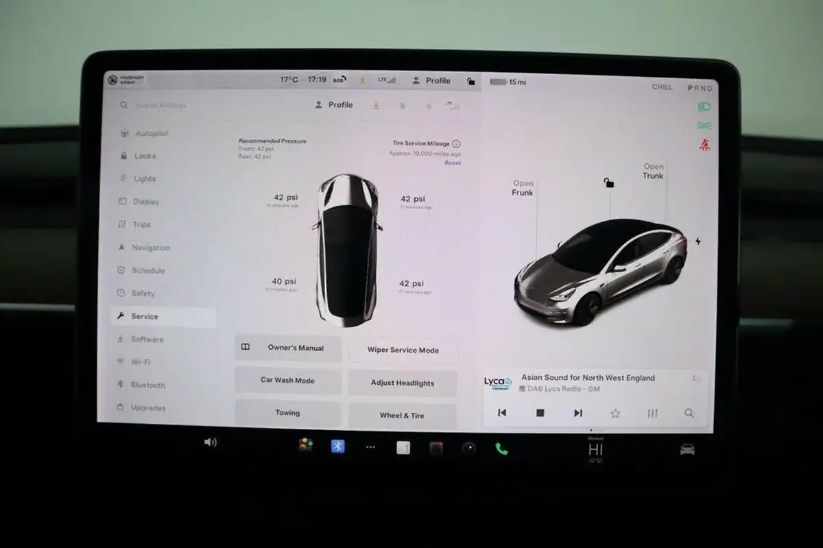 2021-tesla-model-3-e-long-range-4x4-big-40