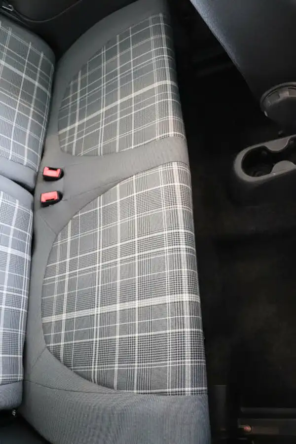 2016-fiat-500-12-lounge-big-26