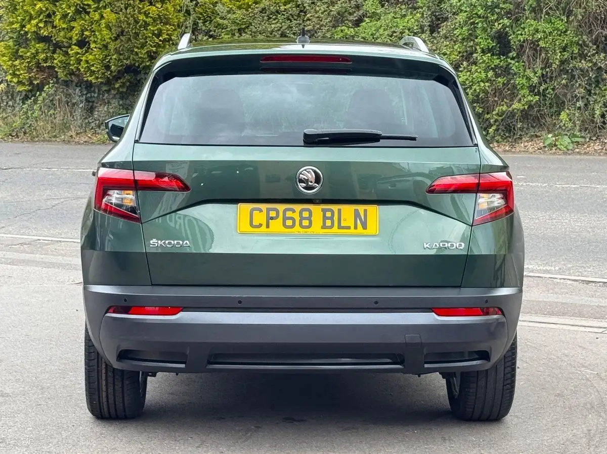 2018-skoda-karoq-16tdi-se-l-scr-1596cc-dsg-big-7