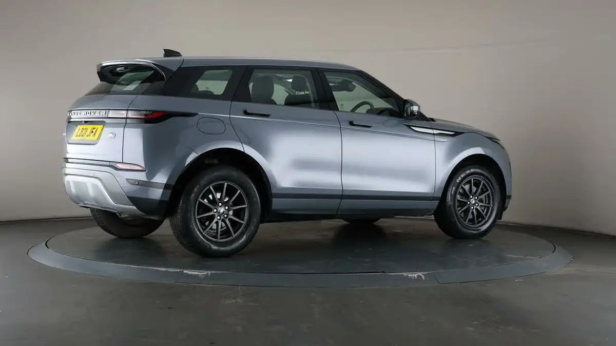 2021-land-rover-range-rover-evoque-20-d165-big-56
