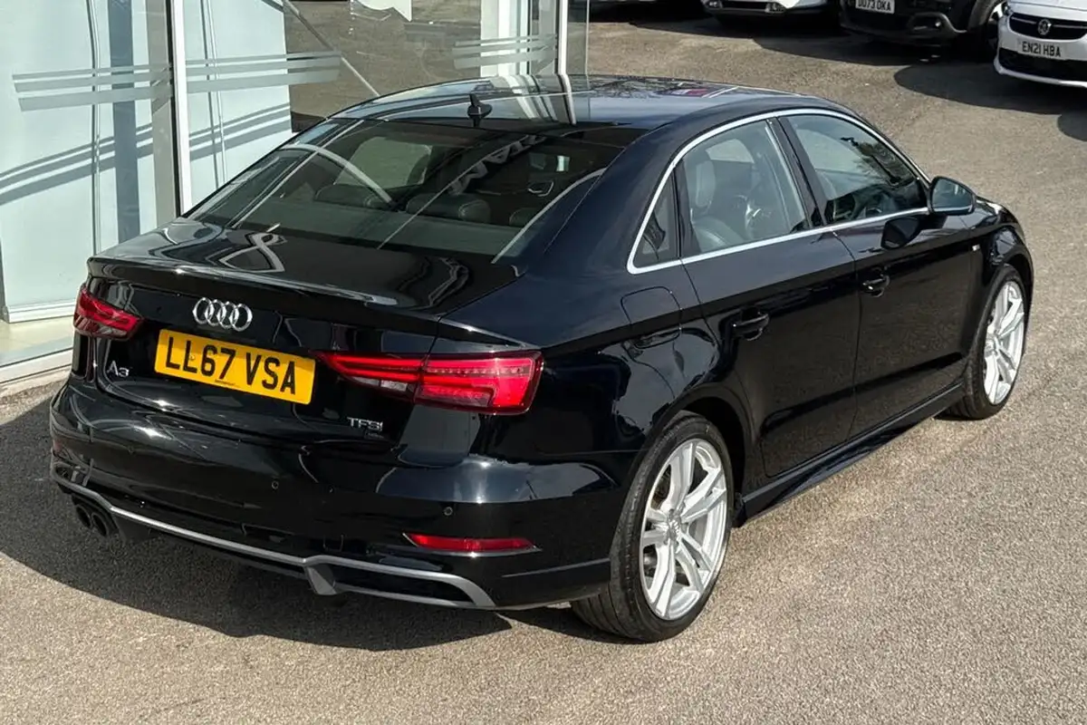 2017-audi-a3-15-tfsi-s-line-saloon-4d-tronic-big-24