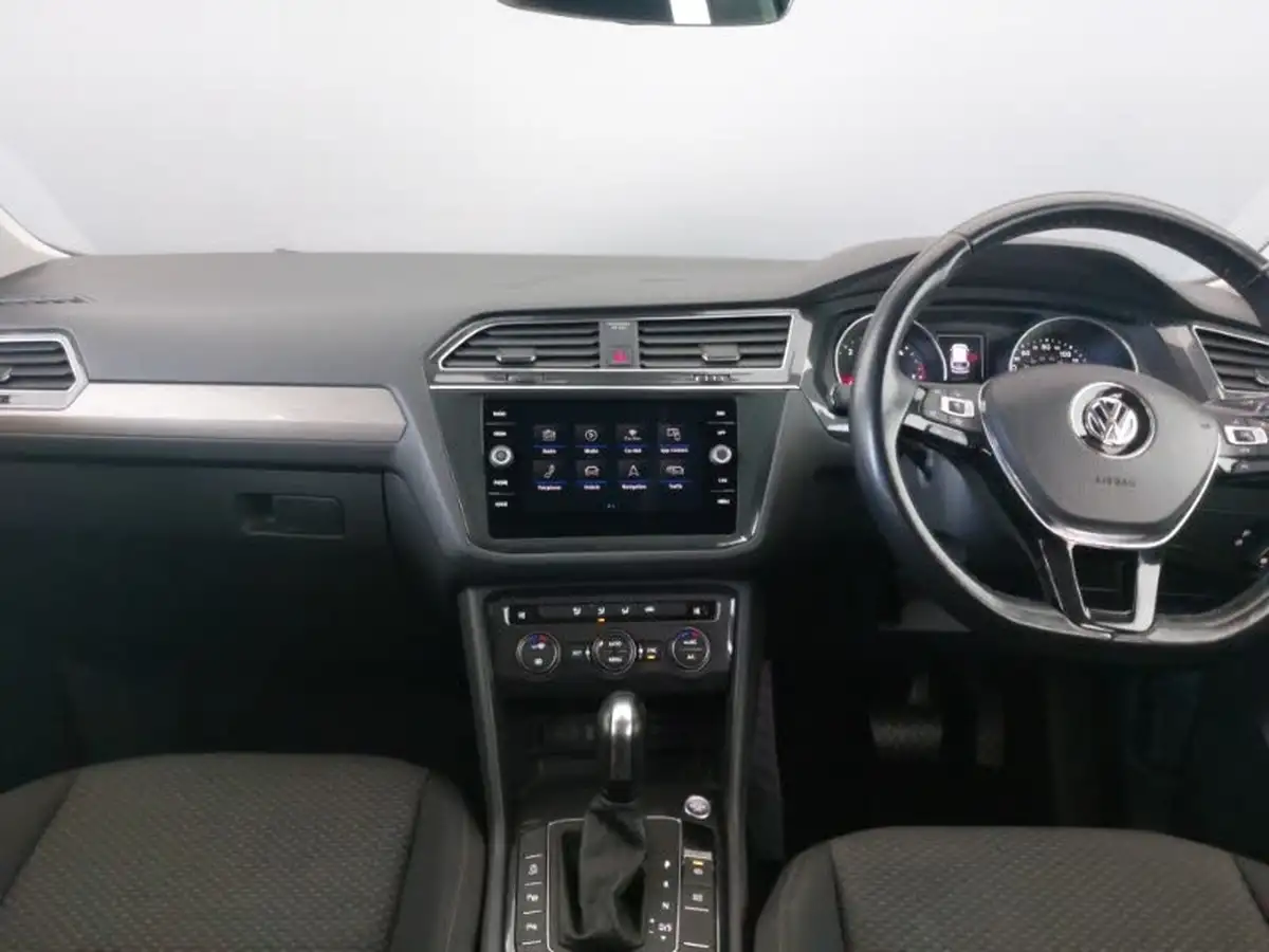 2019-volkswagen-tiguan-allspace-20tdi-match-150ps-dsg-big-2