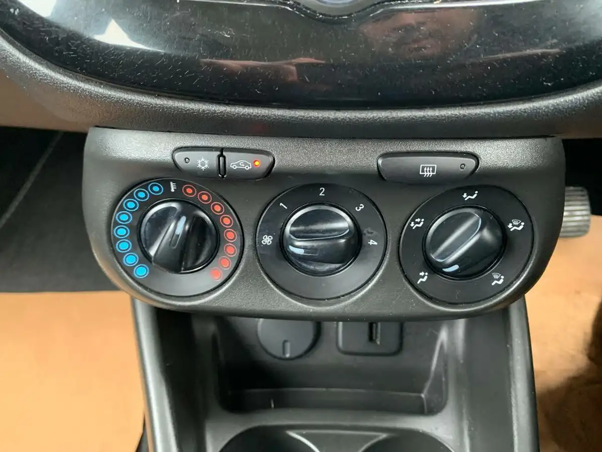 2018-vauxhall-corsa-14i-energy-90ps-ecotec-ac-5d-big-13