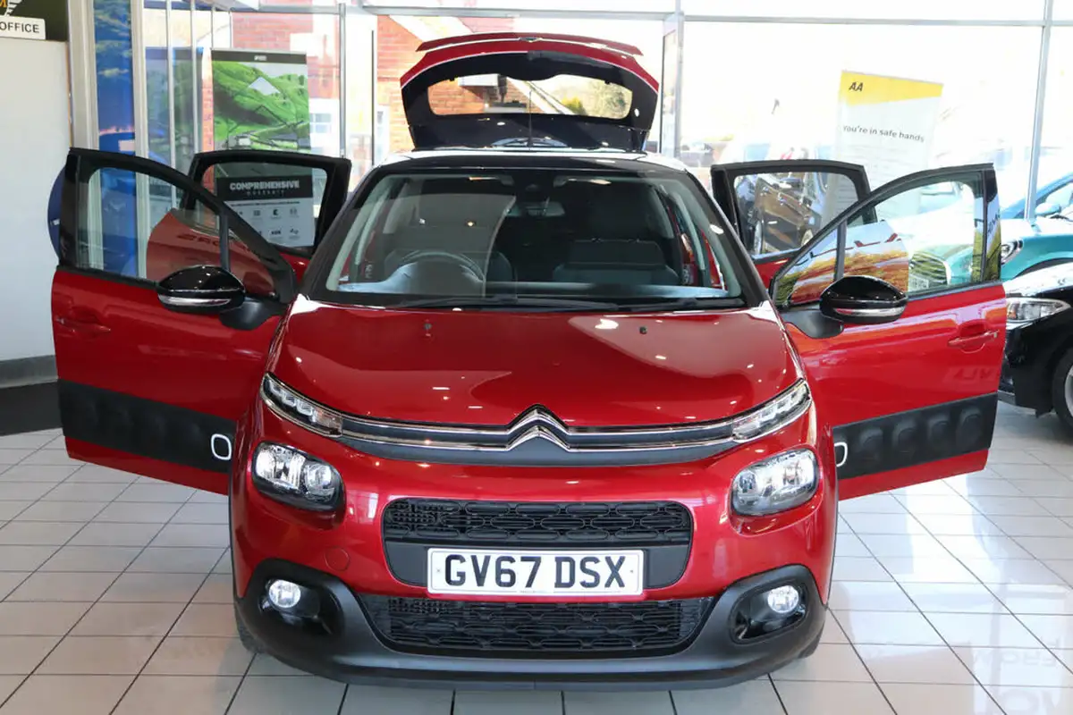 2018-citroen-c3-12-puretech-flair-110ps-ss-eat6-big-11