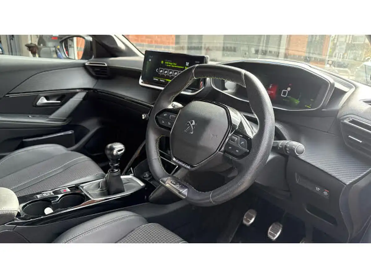 2022-peugeot-208-12-puretech-gt-100bhp-big-10
